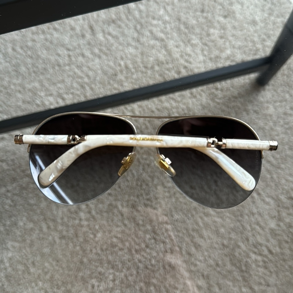 Authentic Dolce & Gabbana Sunglasses - Picture 6 of 7